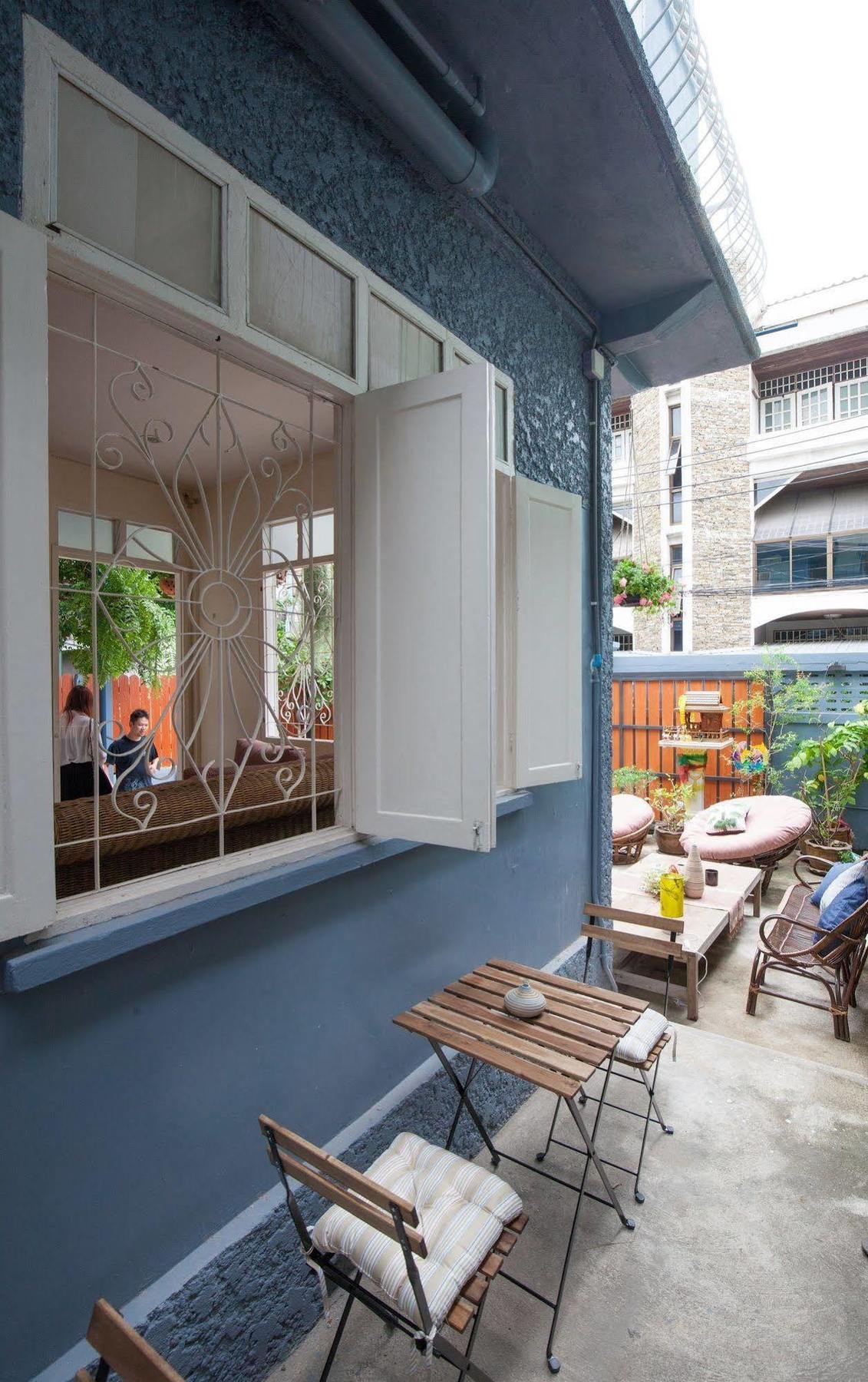 Samsen 360 Hostel Bangkok Exterior photo